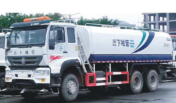 环卫车+洒水车解决方案